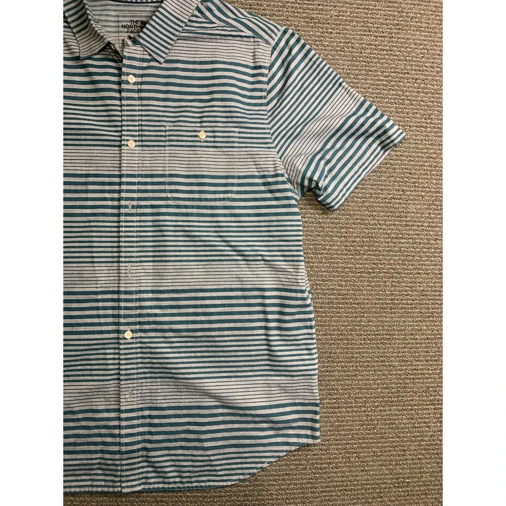 The North Face Shirt Mens Size XLarge Blue Gray Stripe Short Sleeve Button Up